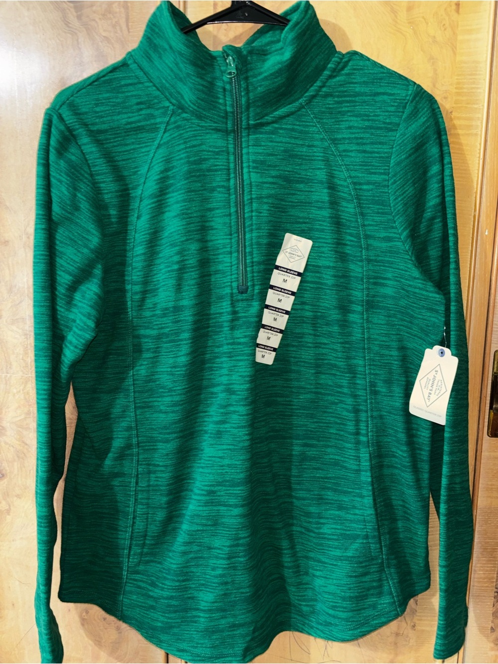 Ladies Green Quarter-Zip Performance Sweatshirt size Medium